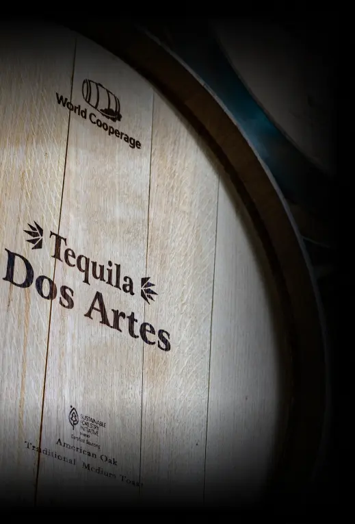 Barricas de roble donde madura el tequila