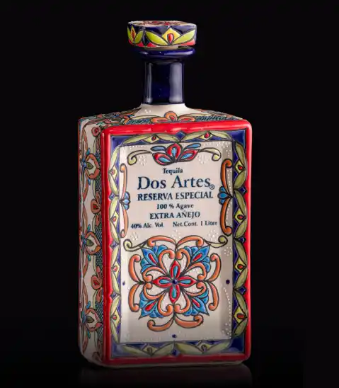 Botella de TEQUILA RESERVA ESPECIAL